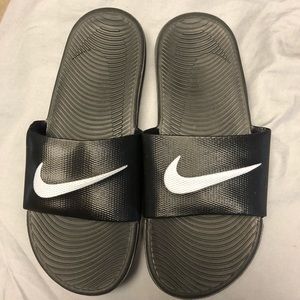 Women’s Nike slides